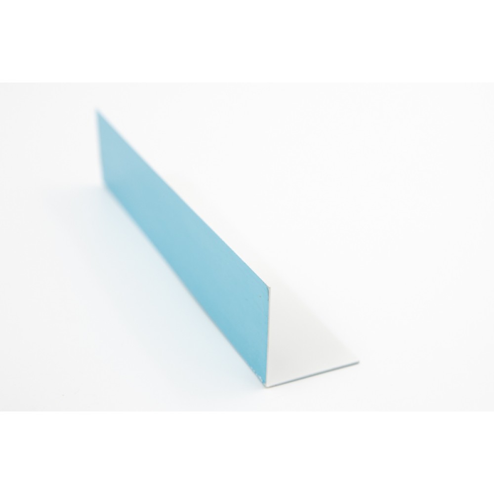 Уголок пластиковый 25х25мм длина 3м толщина 0,8мм (50шт).  Цена за шт